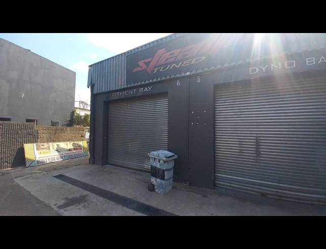 60M² WAREHOUSE TO LET IN CITY WEST